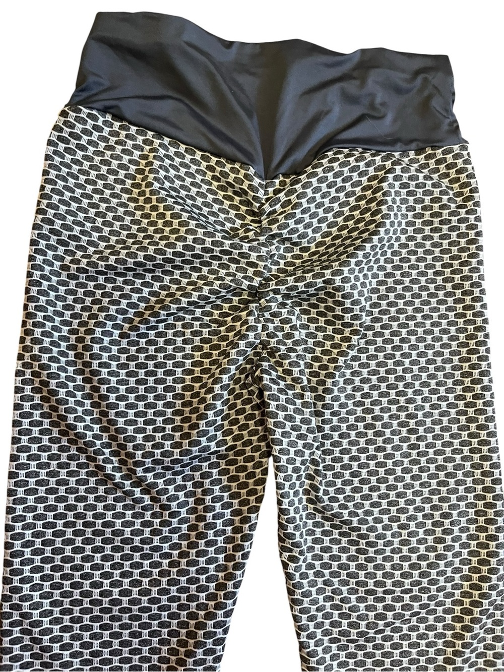 Butt Lift Honeycomb Scrunch Leggings Size Medium - Picture 3 of 4